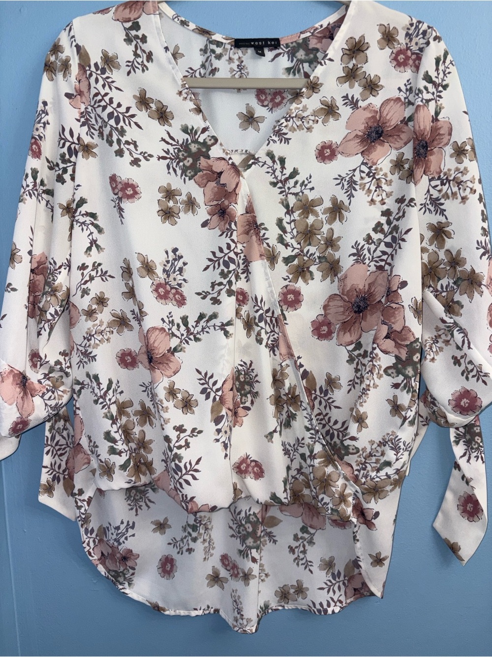 West Kei white and blush floral 3/4 length blouse